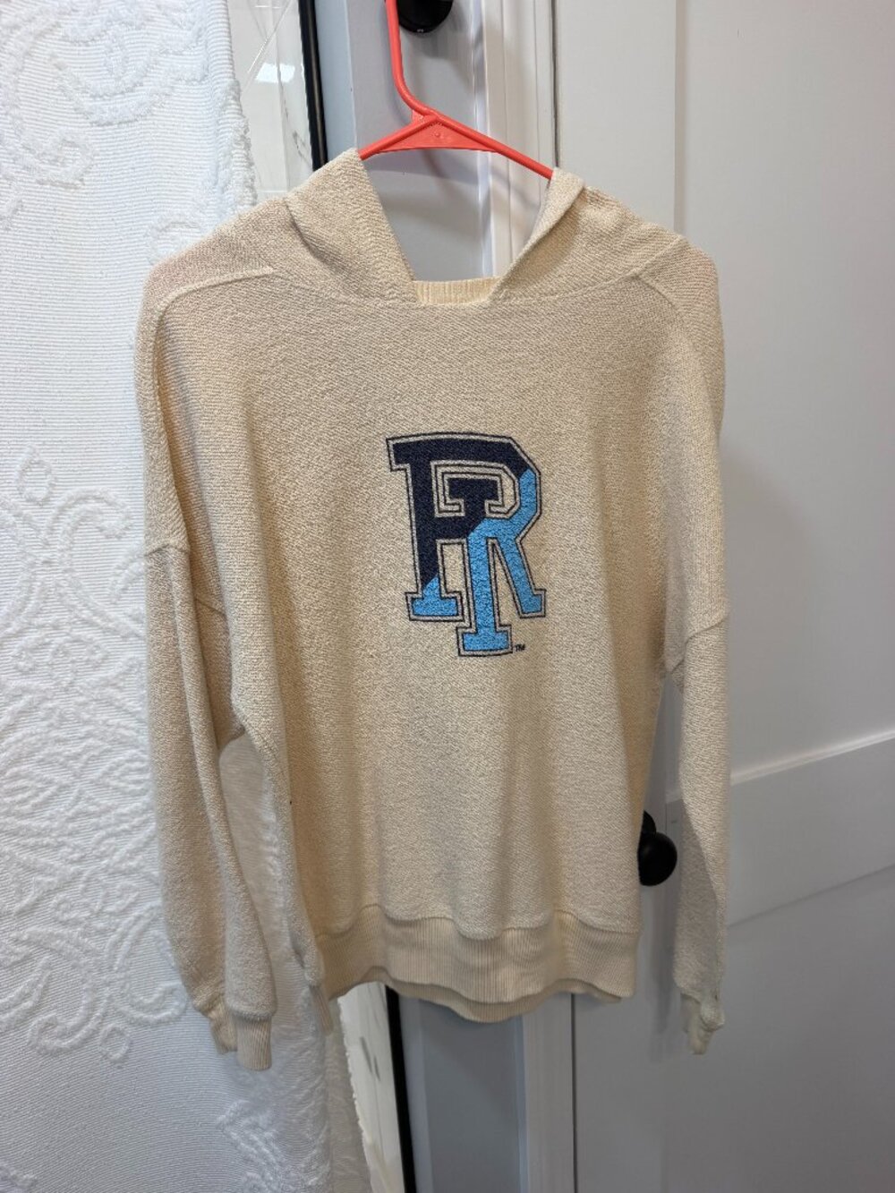 URI Women's novelty beach hoodie size L